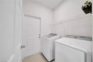 2520 Diplomat Pkwy W, Cape Coral, FL 33993 - Photo 17