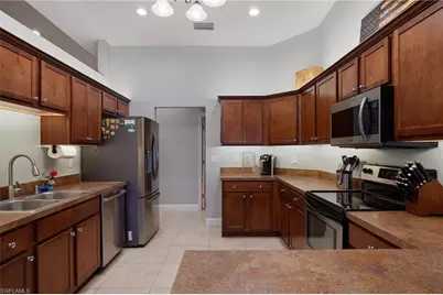 3321 SW 26th Pl, Cape Coral, FL 33914 - Photo 9