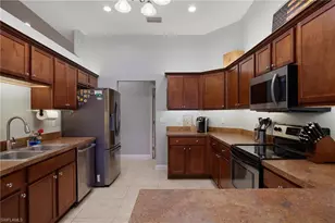 3321 SW 26th Pl, Cape Coral, FL 33914 - Photo 9