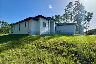 542 Ames St E, Lehigh Acres, FL 33974 - Photo 3