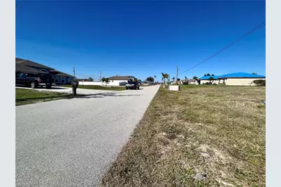 3431 SW 8th Ct, Cape Coral, FL 33914 - Photo 5