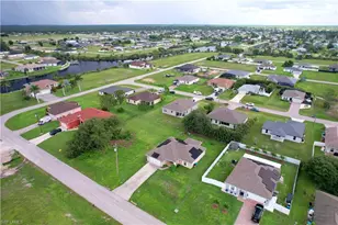 3744 NE 13th Pl, Cape Coral, FL 33909 - Photo 33