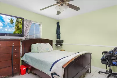 3744 NE 13th Pl, Cape Coral, FL 33909 - Photo 11