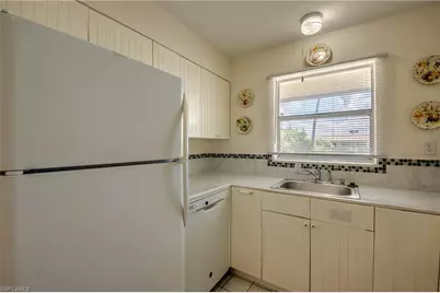 909 SE 46th Ln #202, Cape Coral, FL 33904 - Photo 15