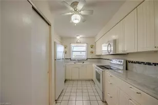 909 SE 46th Ln, Cape Coral, FL 33904 - Photo 13