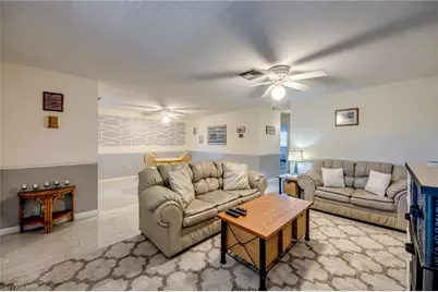 909 SE 46th Ln #202, Cape Coral, FL 33904 - Photo 7