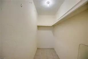 909 SE 46th Ln, Cape Coral, FL 33904 - Photo 21