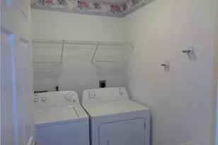 2830 SW 35th Ln, Cape Coral, FL 33914 - Photo 11