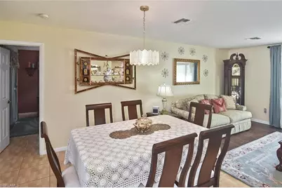 725 Milwaukee Blvd, Lehigh Acres, FL 33974 - Photo 9