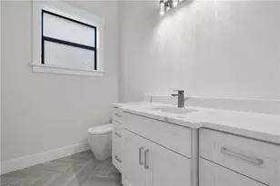 1422 Mohawk Pkwy, Cape Coral, FL 33914 - Photo 23