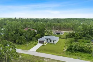 719 Fullerton Ave S, Lehigh Acres, FL 33974 - Photo 37