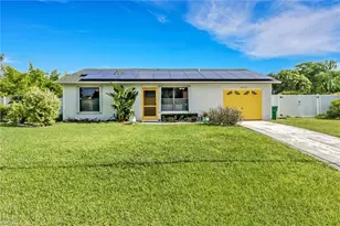 2303 NE 5th St, Cape Coral, FL 33909 - Photo 1