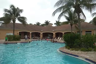 2447 Laurentina Ln, Cape Coral, FL 33909 - Photo 5