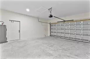 1020 Carroll St E, Lehigh Acres, FL 33974 - Photo 15