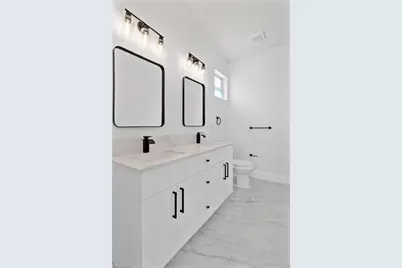 1020 Carroll St E, Lehigh Acres, FL 33974 - Photo 11