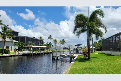 5638 Riverside Dr, Cape Coral, FL 33904 - Photo 3