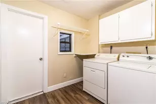 2523 SE 24th Pl, Cape Coral, FL 33904 - Photo 21