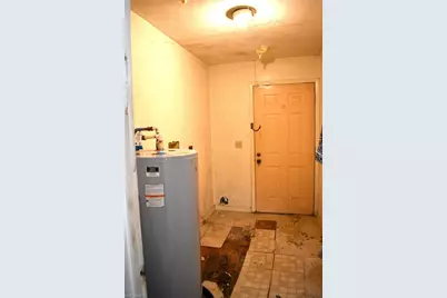 2849 Price Ave, Fort Myers, FL 33916 - Photo 9