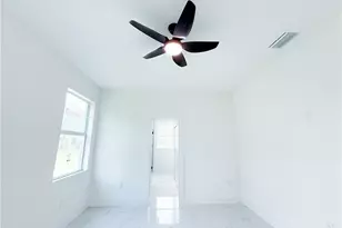 529 Knapp St, Lehigh Acres, FL 33974 - Photo 11