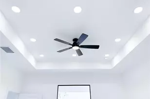 646 Camilla St E, Lehigh Acres, FL 33974 - Photo 23