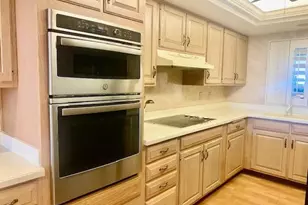 5260 S Landings Dr, Fort Myers, FL 33919 - Photo 9