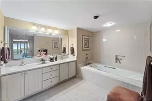 5260 S Landings Dr, Fort Myers, FL 33919 - Photo 9