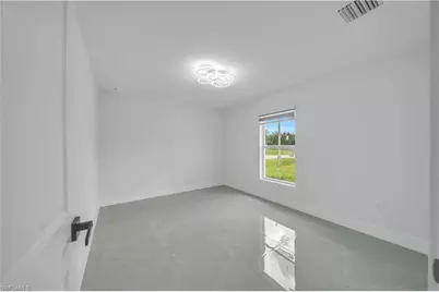 101 W 9th St, Lehigh Acres, FL 33972 - Photo 7