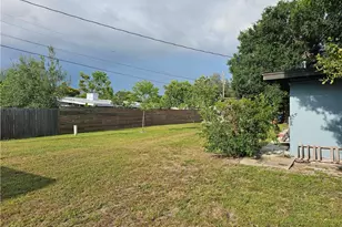 1615 Grace Ave, Fort Myers, FL 33901 - Photo 7