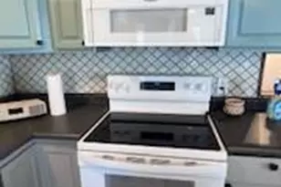 16917 Captains Dr, Bokeelia, FL 33922 - Photo 9