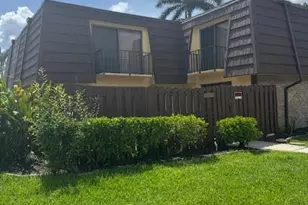 1589 Park Meadows Dr, Fort Myers, FL 33907 - Photo 1