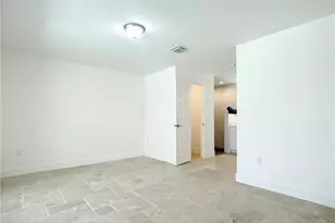 6049 Perthshire Ln, Fort Myers, FL 33908 - Photo 19