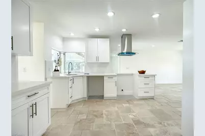 6049 Perthshire Ln, Fort Myers, FL 33908 - Photo 5