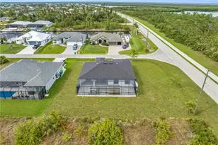15401 Aqua Cir, Port Charlotte, FL 33981 - Photo 31
