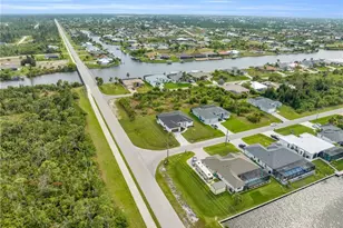 15401 Aqua Cir, Port Charlotte, FL 33981 - Photo 27