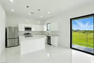 2725 Embers Pkwy W, Cape Coral, FL 33993 - Photo 11