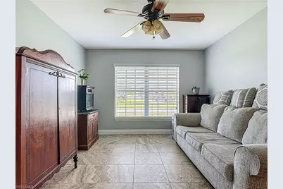 607 Tropicana Pkwy W, Cape Coral, FL 33993 - Photo 27