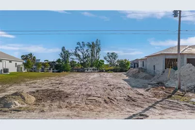 907 NW 38th Ave, Cape Coral, FL 33993 - Photo 13