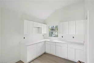 4322 Skates Cir, Fort Myers, FL 33905 - Photo 35