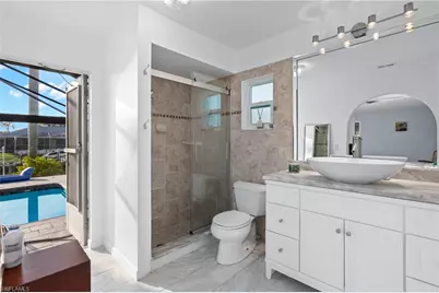 2236 SE 27th St, Cape Coral, FL 33904 - Photo 13