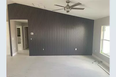 8050 Salem Cir, Labelle, FL 33935 - Photo 7