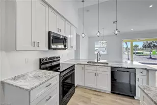 3551 Heron Landing Cir, Saint James City, FL 33956 - Photo 3