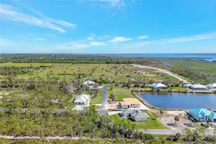 3551 Heron Landing Cir, Saint James City, FL 33956 - Photo 7