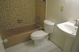 708 Victoria Dr, Cape Coral, FL 33904 - Photo 11