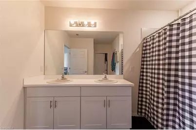 303 NE 6th St, Cape Coral, FL 33909 - Photo 15