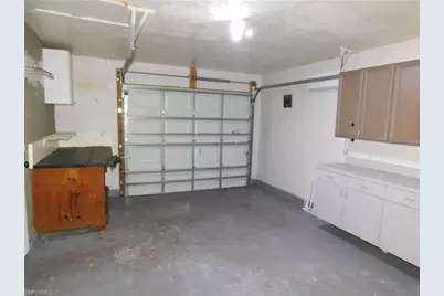 1217 NE 1st Pl, Cape Coral, FL 33909 - Photo 21