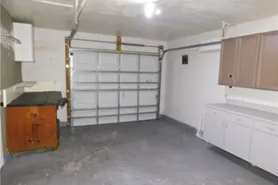 1217 NE 1st Pl, Cape Coral, FL 33909 - Photo 21