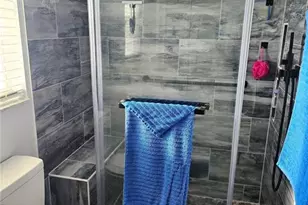 1418 Cape Coral Pkwy W, Cape Coral, FL 33914 - Photo 17