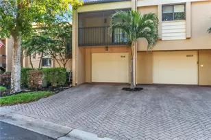 5015 Harbortown Ln, Fort Myers, FL 33919 - Photo 5