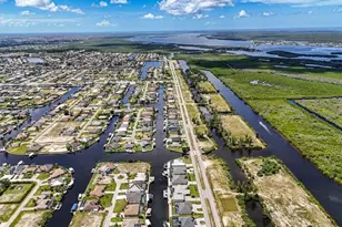 413 NW 39th Ave, Cape Coral, FL 33993 - Photo 13