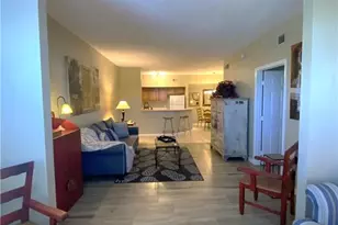 15585 Ocean Walk Circle, Fort Myers, FL 33908 - Photo 3